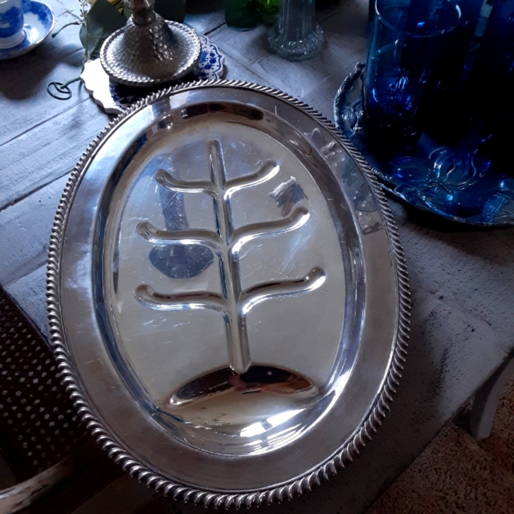 WILCOX IS, Footed Oval "Family Tree" Silver Server